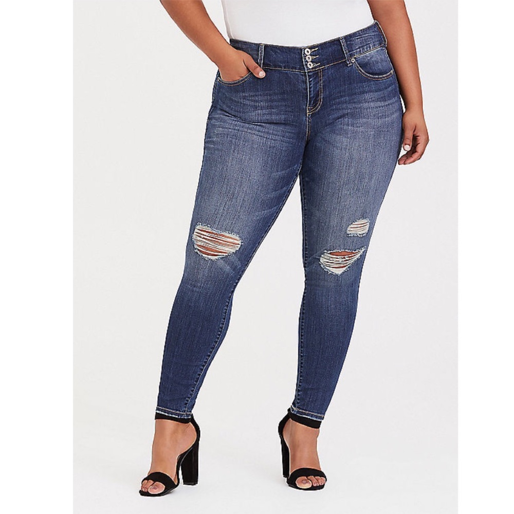 Torrid Premium distressed jegging size 20R